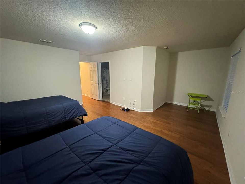 En Renta: $2,950 (3 camas, 2 baños, 1830 Pies cuadrados)