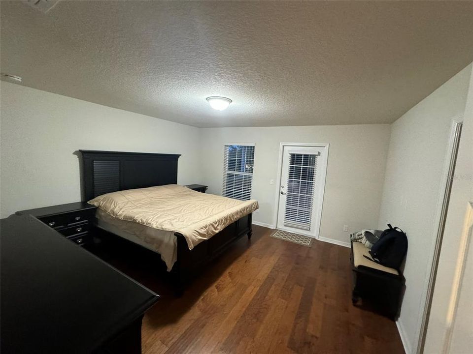 En Renta: $2,950 (3 camas, 2 baños, 1830 Pies cuadrados)