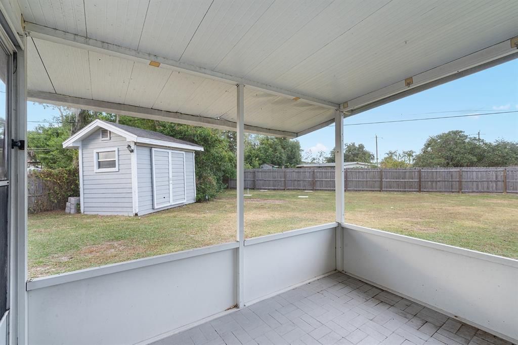 For Sale: $325,000 (3 beds, 1 baths, 1097 Square Feet)