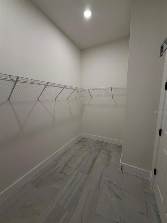 For Sale: $539,000 (3 beds, 2 baths, 1972 Square Feet)