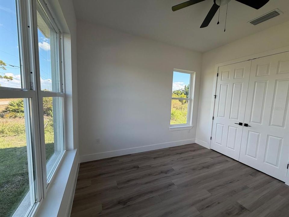 For Sale: $539,000 (3 beds, 2 baths, 1972 Square Feet)