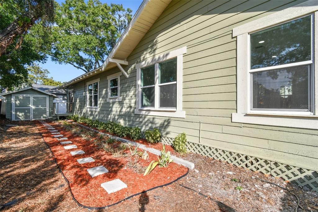 For Sale: $749,000 (3 beds, 2 baths, 1524 Square Feet)