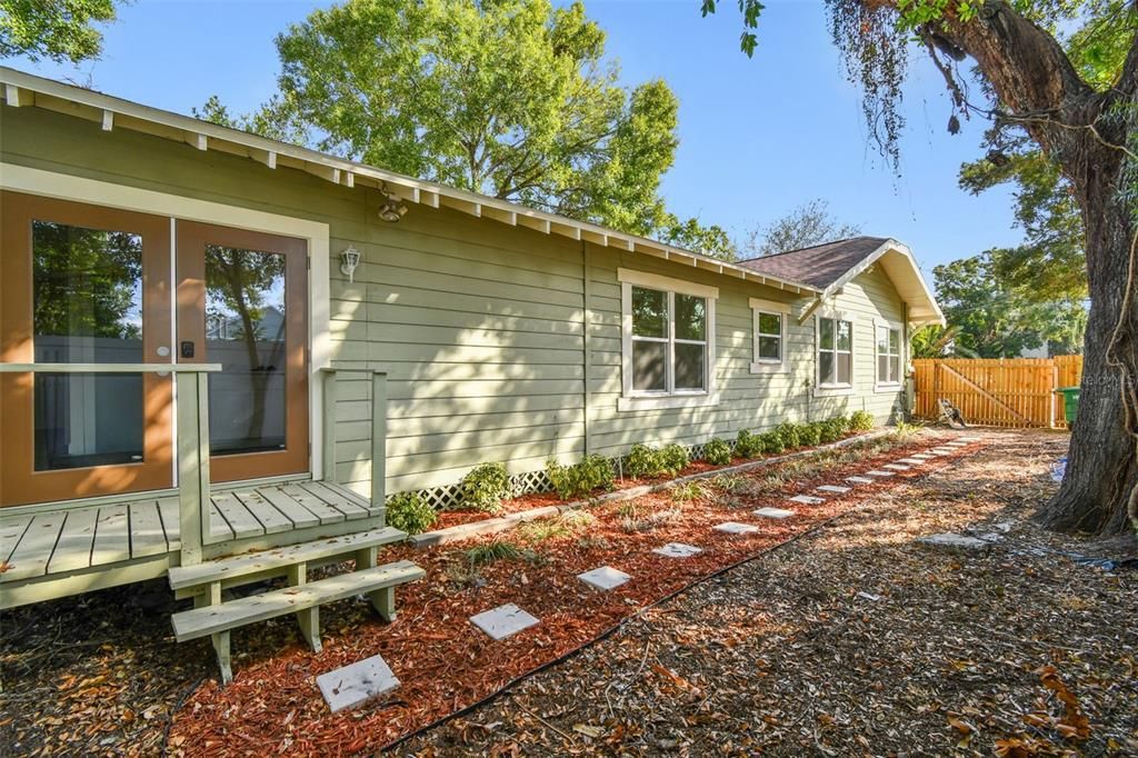 For Sale: $749,000 (3 beds, 2 baths, 1524 Square Feet)