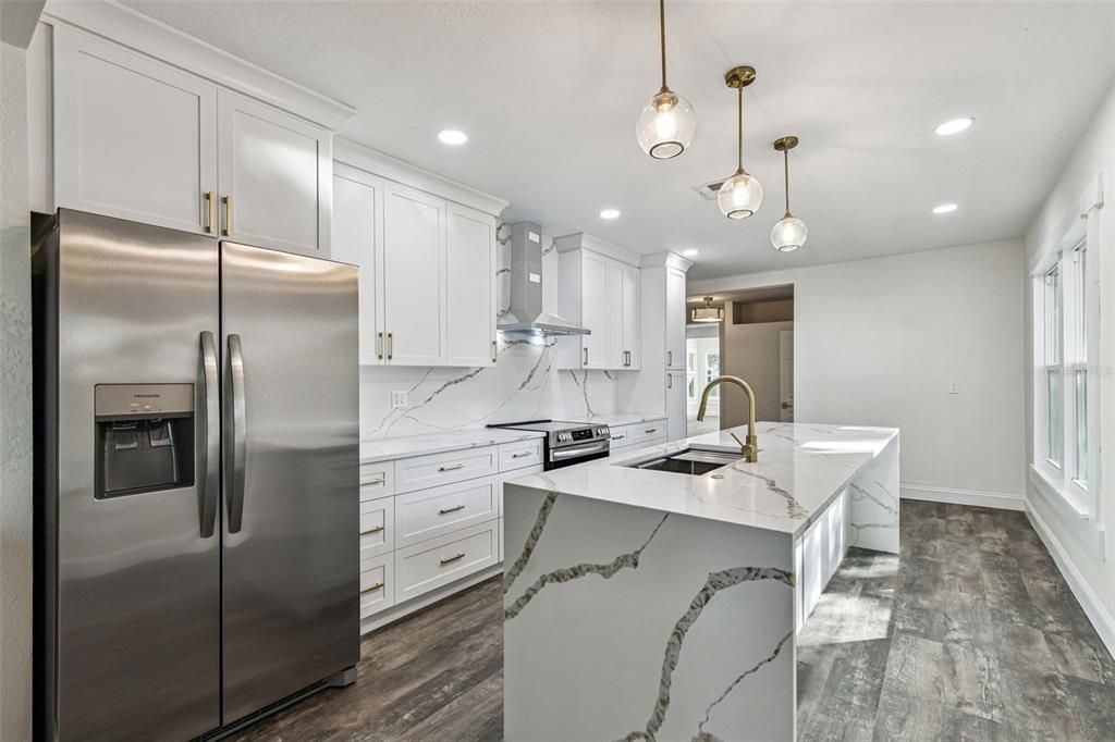 For Sale: $749,000 (3 beds, 2 baths, 1524 Square Feet)