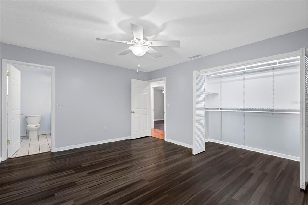 На продажу: $389,900 (3 спален, 2 ванн, 1488 Квадратных фут)