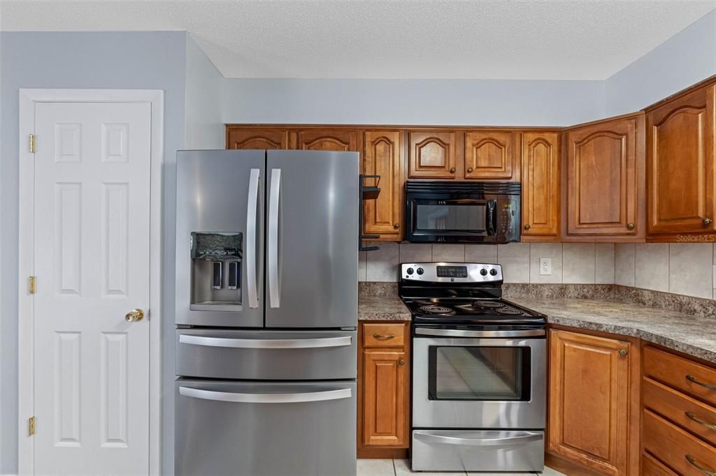 На продажу: $389,900 (3 спален, 2 ванн, 1488 Квадратных фут)