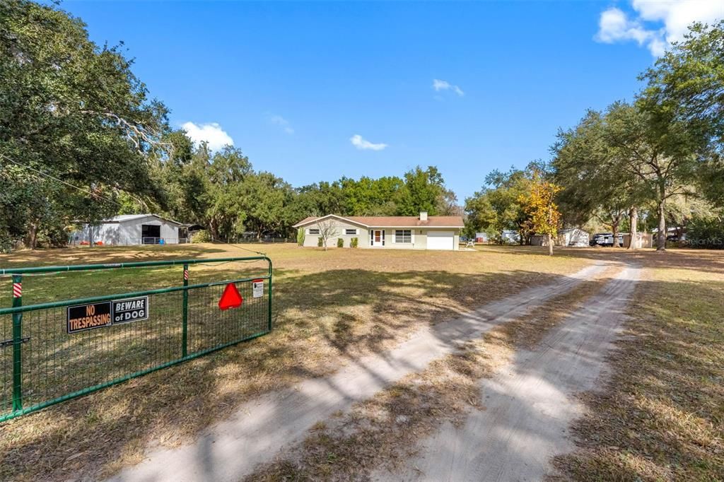 На продажу: $389,900 (3 спален, 2 ванн, 1488 Квадратных фут)