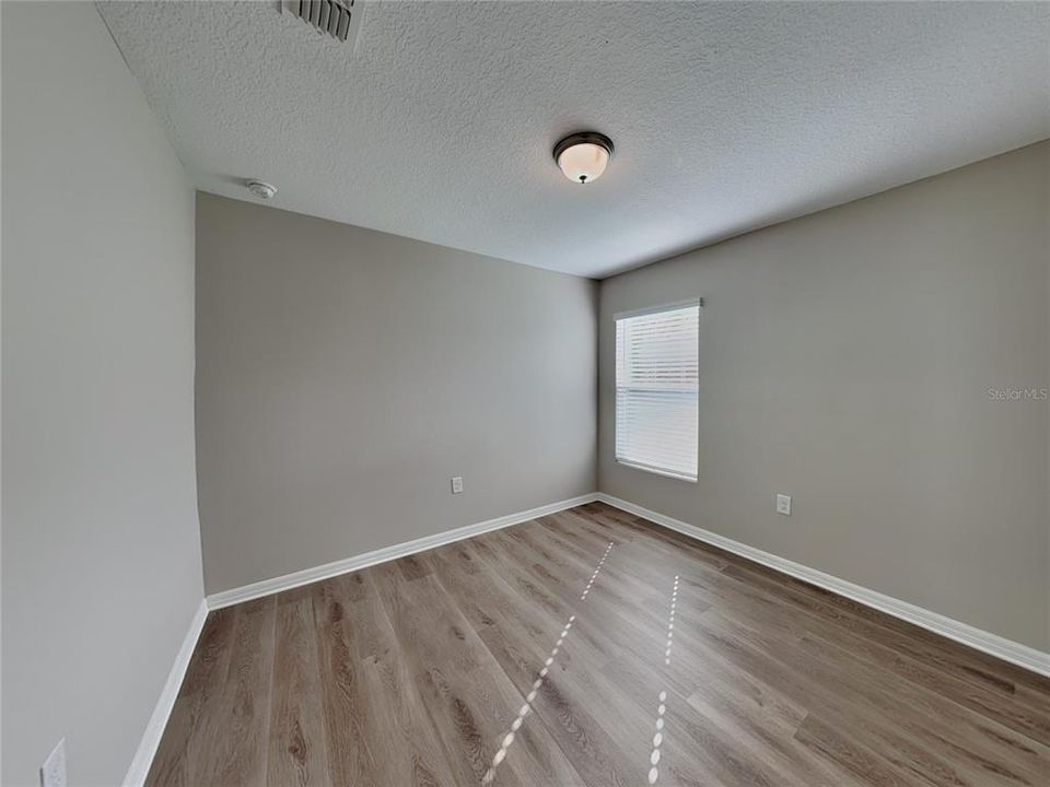 В аренду: $2,049 (4 спален, 2 ванн, 1400 Квадратных фут)