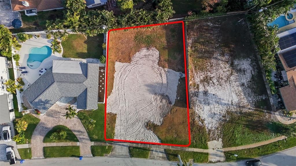 For Sale: $829,000 (0.21 acres)