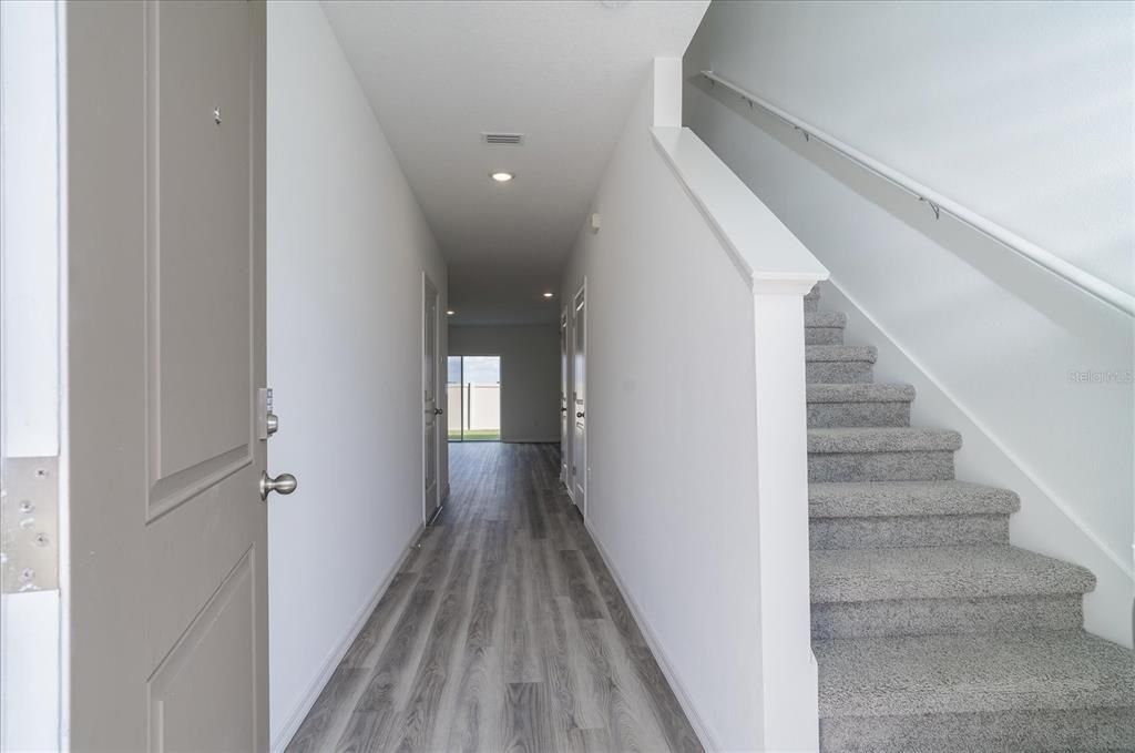 For Rent: $2,200 (3 beds, 2 baths, 1463 Square Feet)