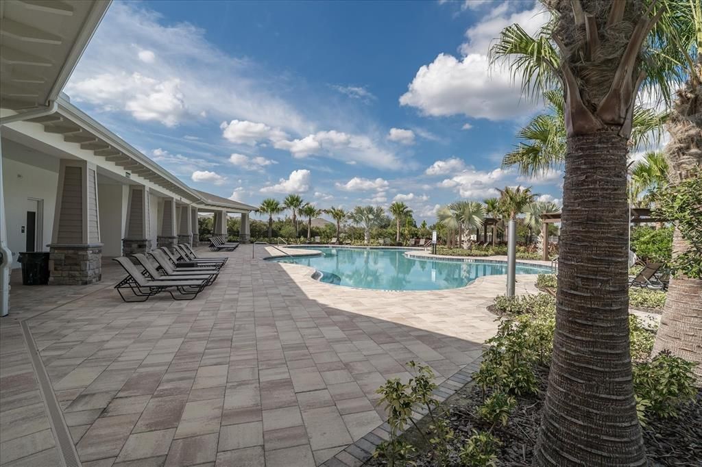 For Rent: $2,200 (3 beds, 2 baths, 1463 Square Feet)