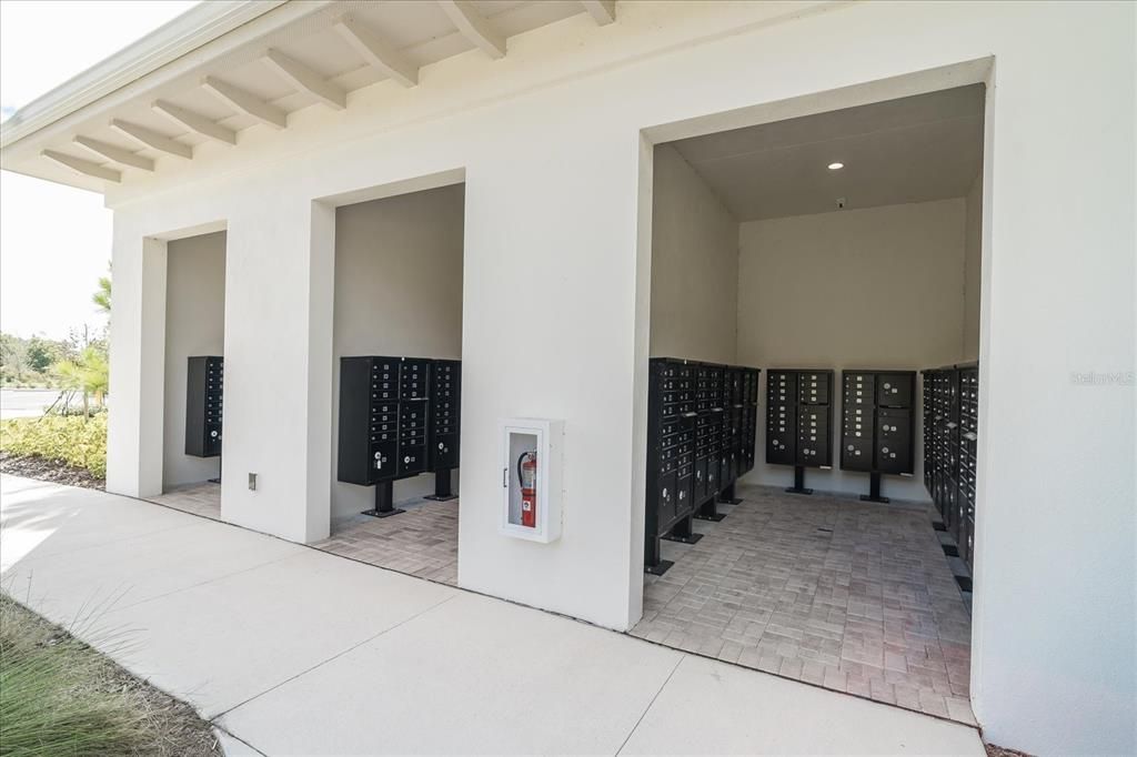 For Rent: $2,200 (3 beds, 2 baths, 1463 Square Feet)