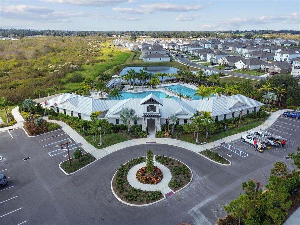 出租: $3,500 (4 贝兹, 3 浴室, 2756 平方英尺)