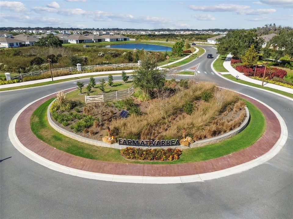 出租: $3,500 (4 贝兹, 3 浴室, 2756 平方英尺)