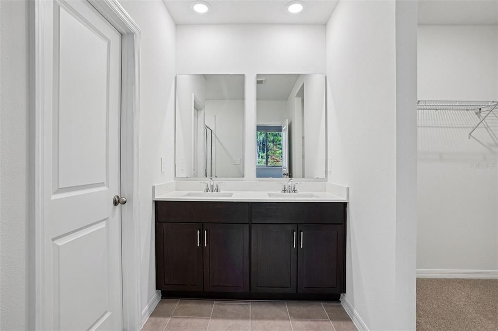 En Venta: $319,990 (3 camas, 2 baños, 1572 Pies cuadrados)