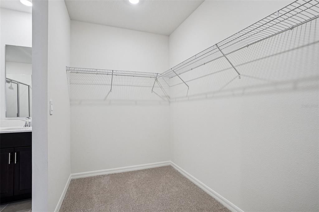 En Venta: $319,990 (3 camas, 2 baños, 1572 Pies cuadrados)