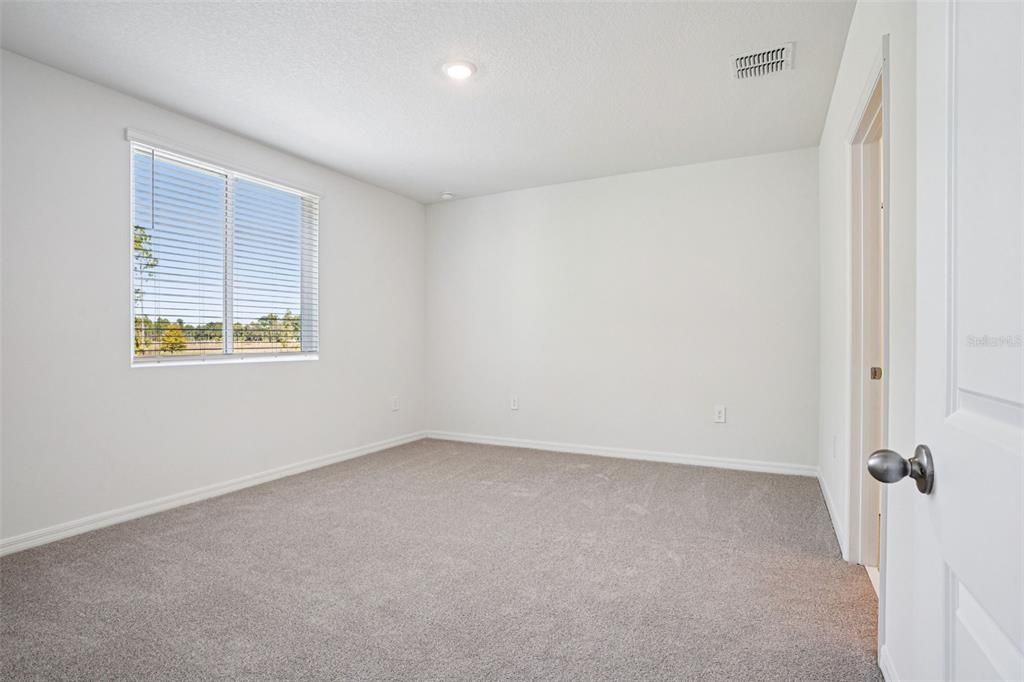 En Venta: $319,990 (3 camas, 2 baños, 1572 Pies cuadrados)