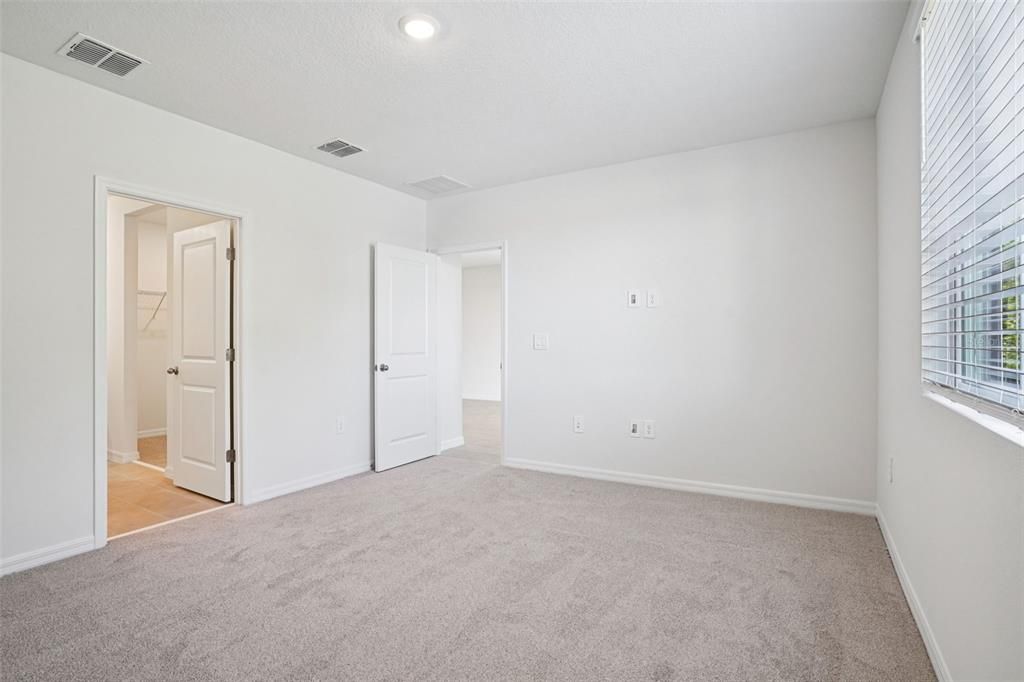 En Venta: $319,990 (3 camas, 2 baños, 1572 Pies cuadrados)