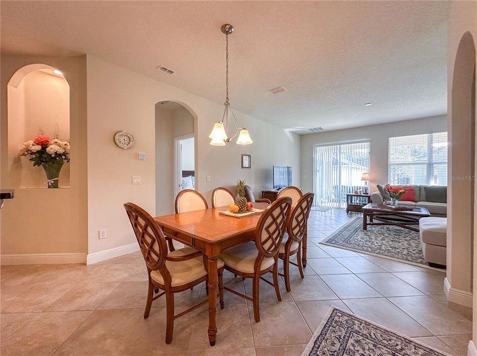 For Rent: $3,000 (3 beds, 2 baths, 2210 Square Feet)