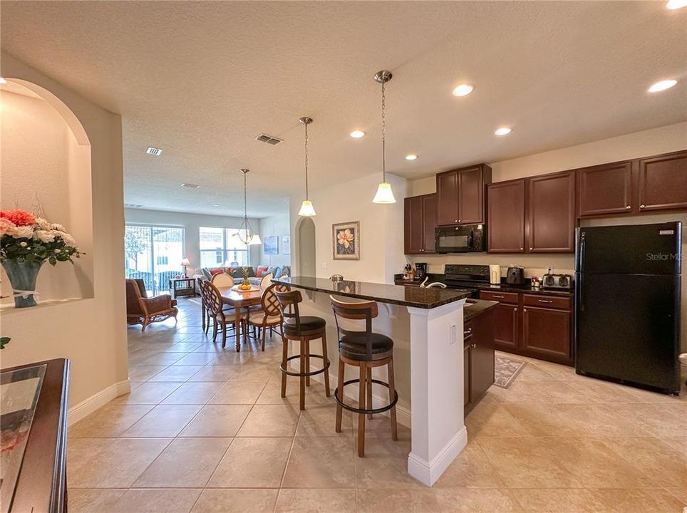 For Rent: $3,000 (3 beds, 2 baths, 2210 Square Feet)