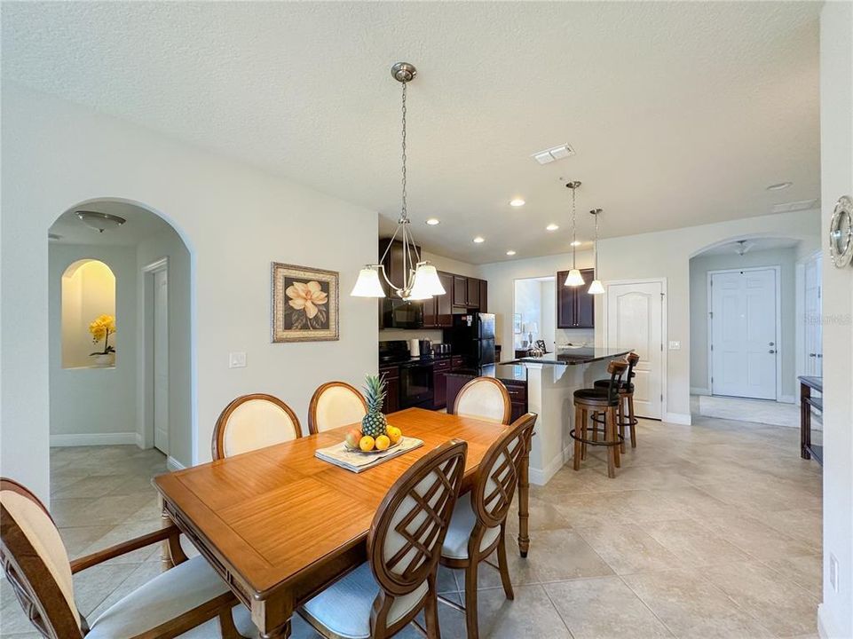 For Rent: $3,000 (3 beds, 2 baths, 2210 Square Feet)