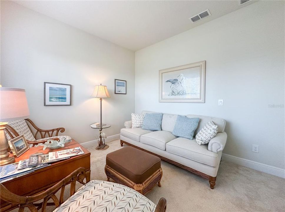 For Rent: $3,000 (3 beds, 2 baths, 2210 Square Feet)