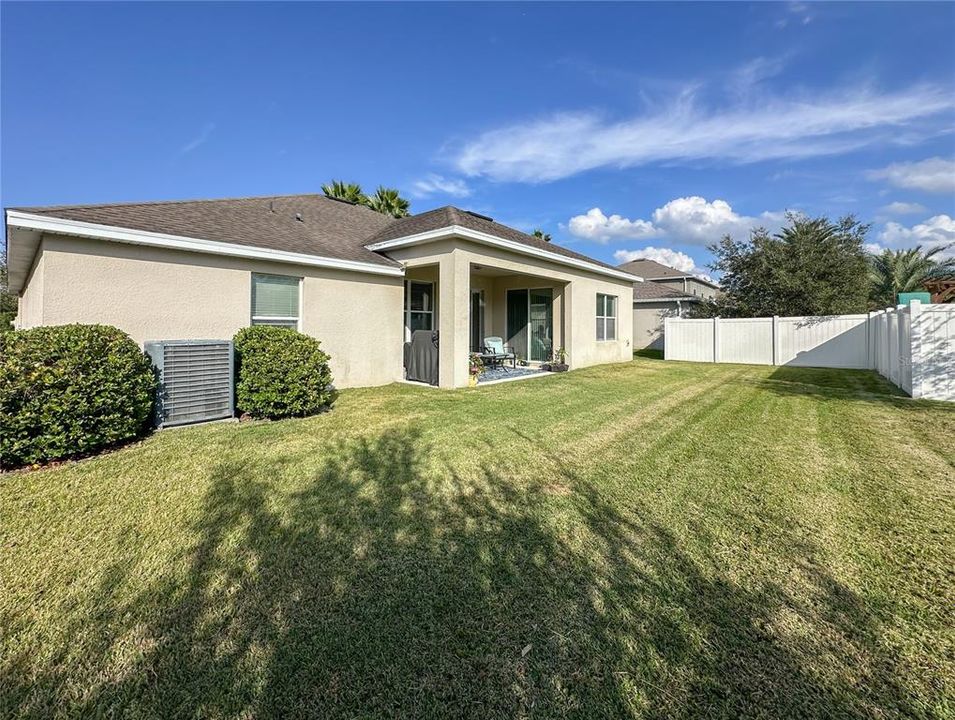 For Rent: $3,000 (3 beds, 2 baths, 2210 Square Feet)