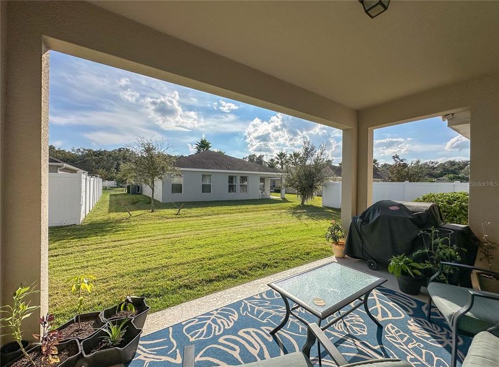 For Rent: $3,000 (3 beds, 2 baths, 2210 Square Feet)