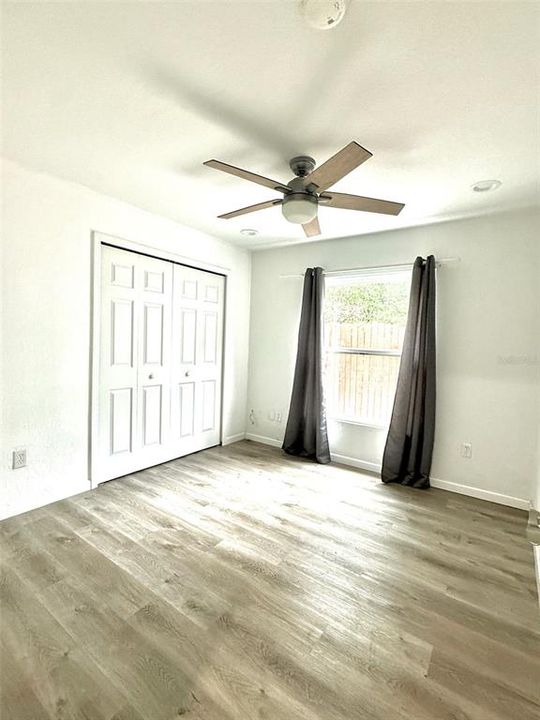 待售: $299,000 (2 贝兹, 2 浴室, 1320 平方英尺)