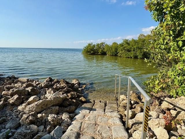 For Rent: $2,095 (1 beds, 1 baths, 654 Square Feet)