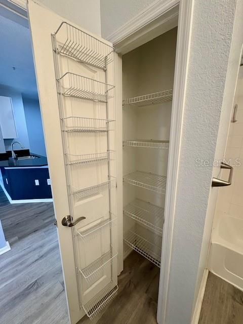 For Rent: $2,095 (1 beds, 1 baths, 654 Square Feet)