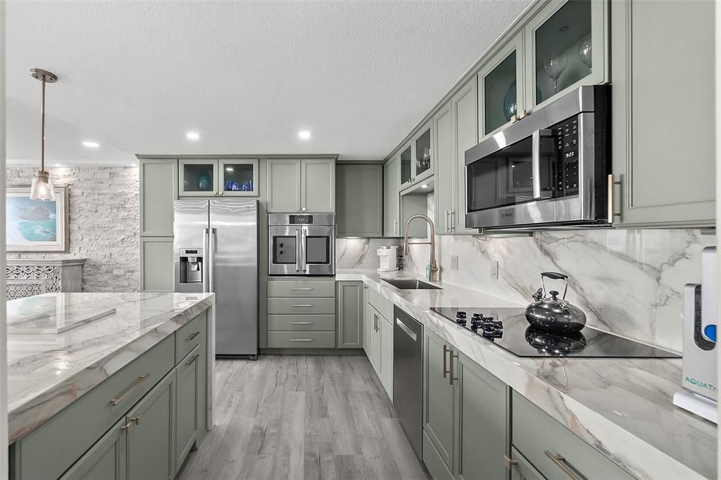 В аренду: $3,750 (2 спален, 2 ванн, 1215 Квадратных фут)