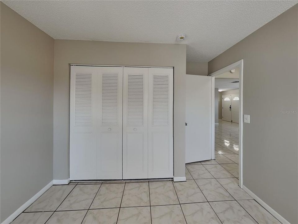 For Rent: $1,599 (3 beds, 2 baths, 1416 Square Feet)
