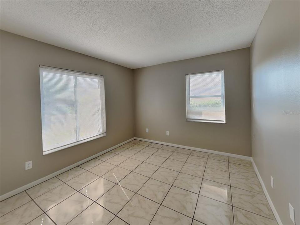 For Rent: $1,599 (3 beds, 2 baths, 1416 Square Feet)