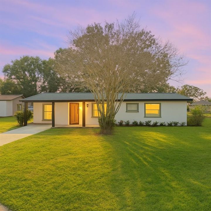 For Sale: $325,000 (4 beds, 2 baths, 1250 Square Feet)