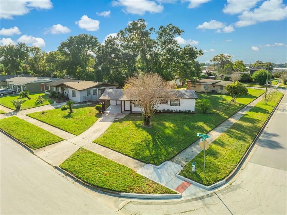 For Sale: $325,000 (4 beds, 2 baths, 1250 Square Feet)