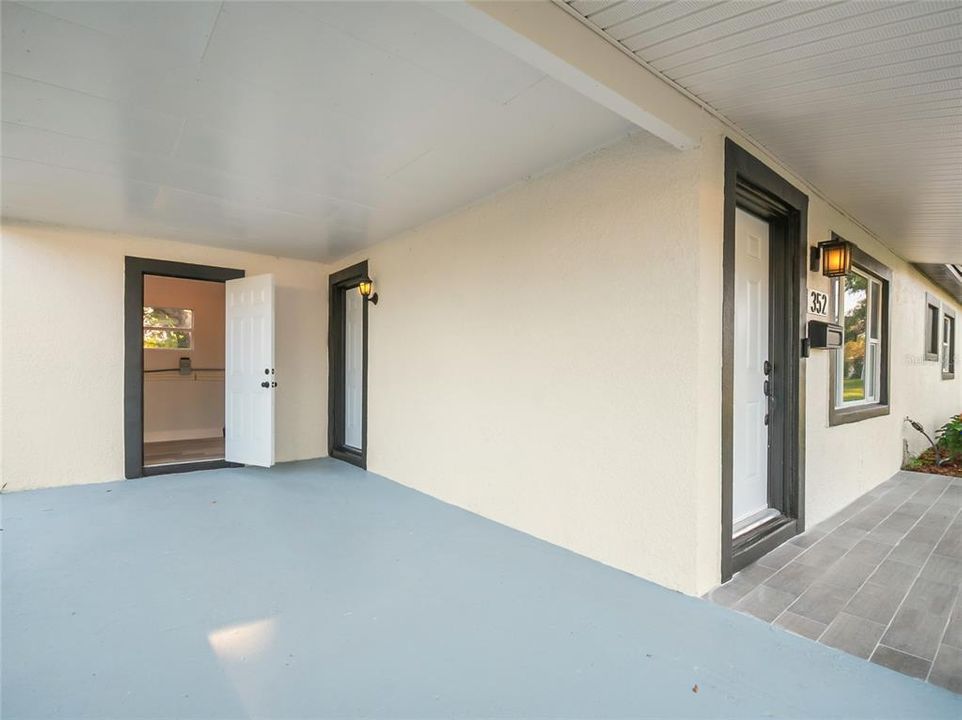 For Sale: $325,000 (4 beds, 2 baths, 1250 Square Feet)