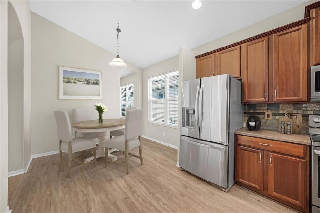 For Rent: $2,500 (3 beds, 2 baths, 2062 Square Feet)