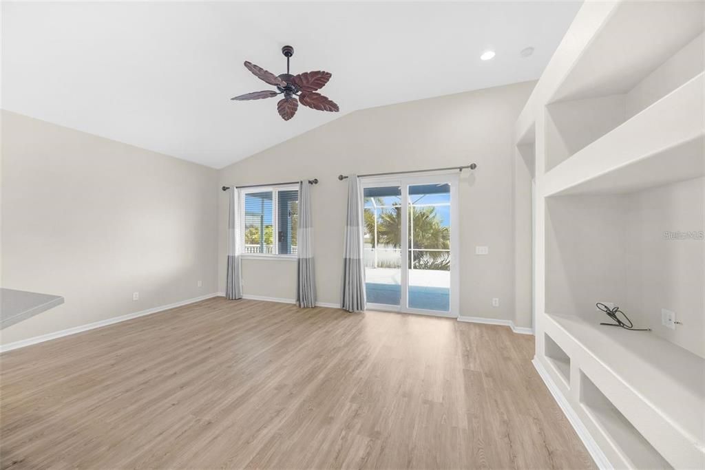 For Rent: $2,500 (3 beds, 2 baths, 2062 Square Feet)