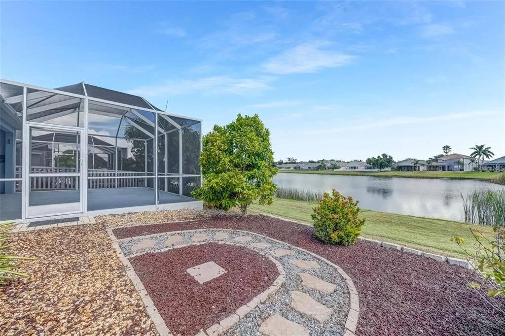 For Rent: $2,500 (3 beds, 2 baths, 2062 Square Feet)