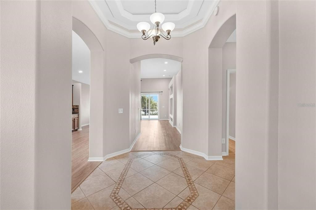 For Rent: $2,500 (3 beds, 2 baths, 2062 Square Feet)