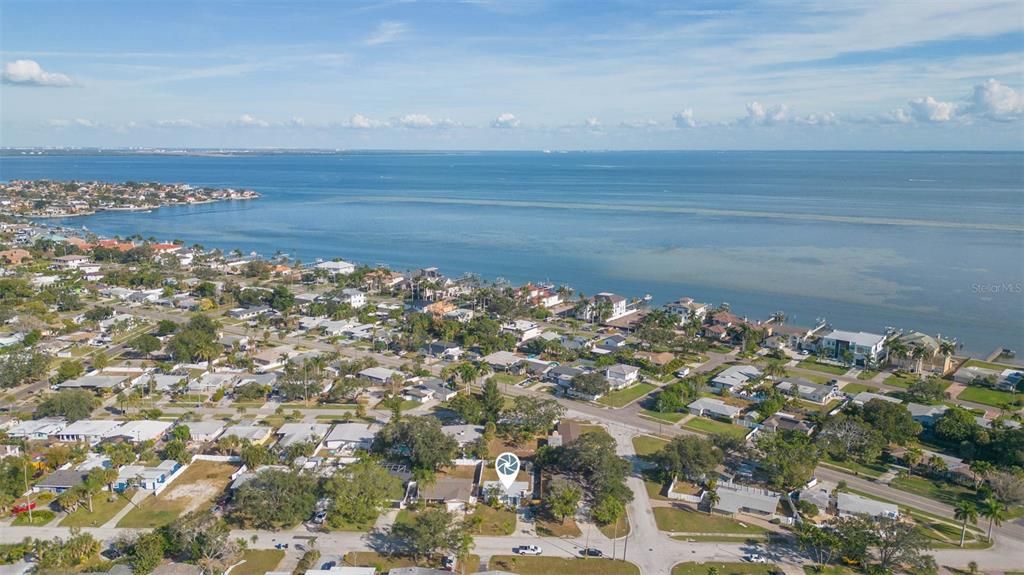 For Sale: $389,000 (1 beds, 1 baths, 600 Square Feet)