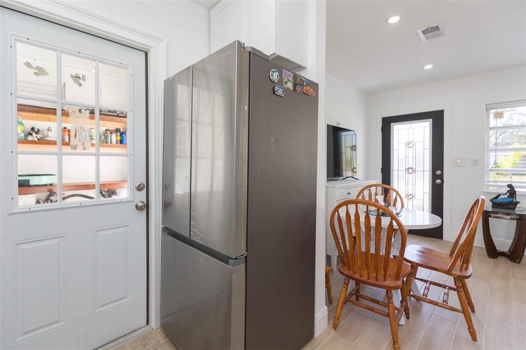 For Sale: $389,000 (1 beds, 1 baths, 600 Square Feet)