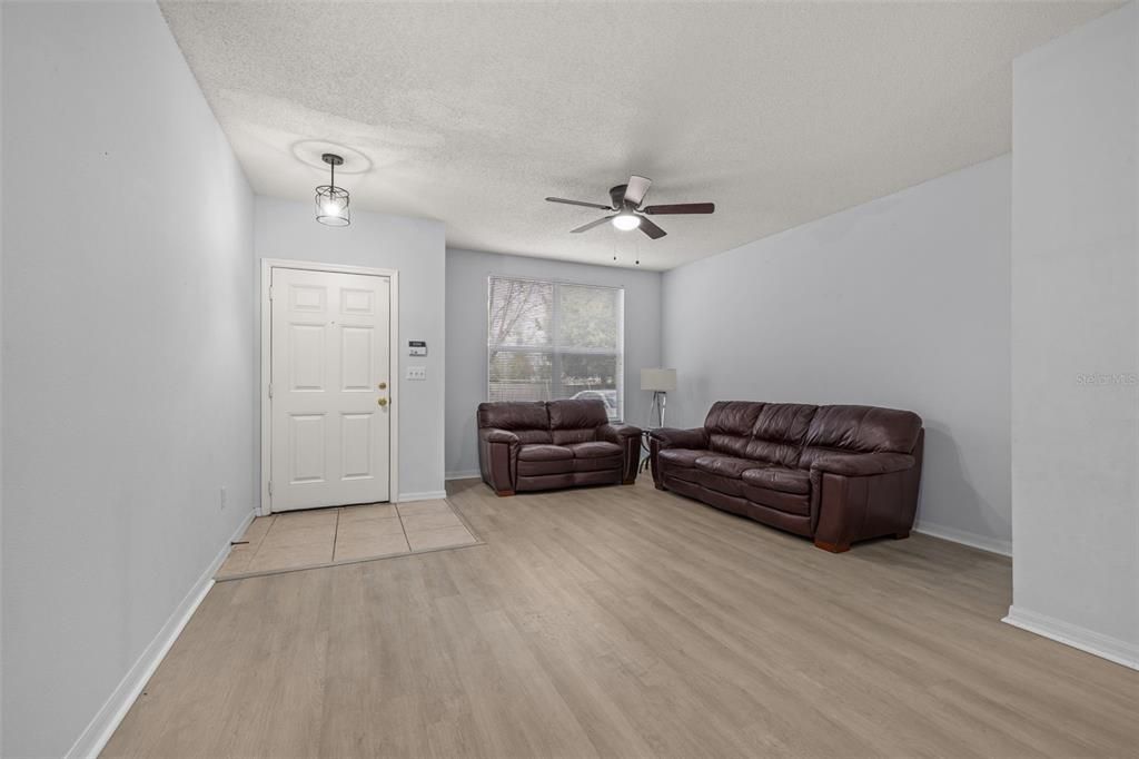 待售: $234,900 (3 贝兹, 2 浴室, 1506 平方英尺)