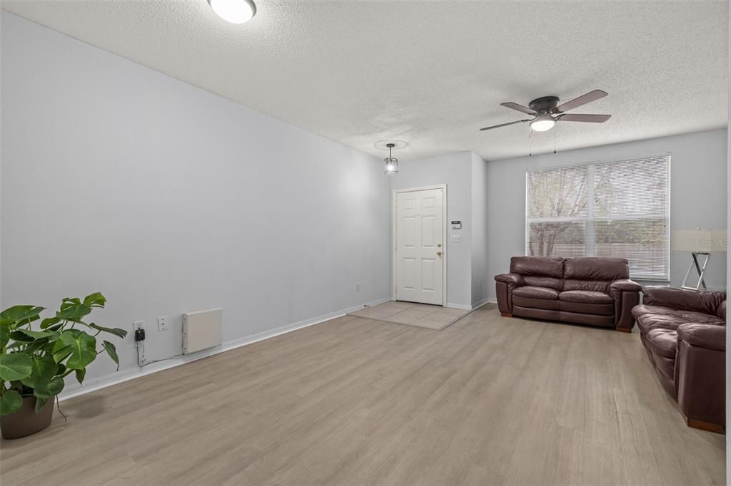 待售: $234,900 (3 贝兹, 2 浴室, 1506 平方英尺)