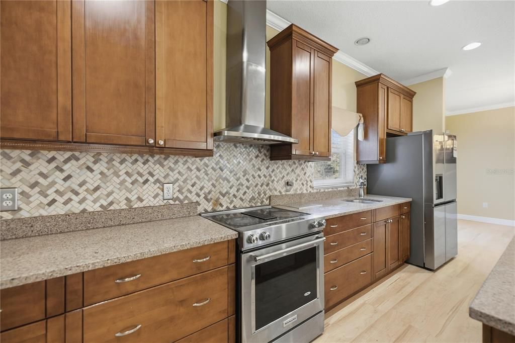 For Sale: $470,000 (3 beds, 2 baths, 2130 Square Feet)