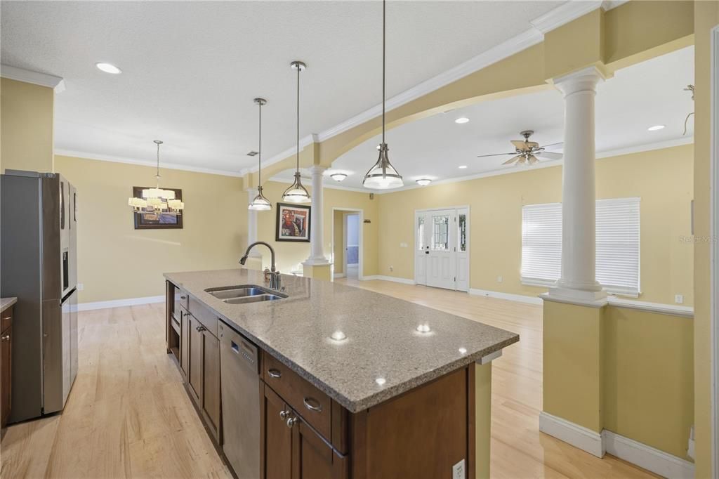 For Sale: $470,000 (3 beds, 2 baths, 2130 Square Feet)