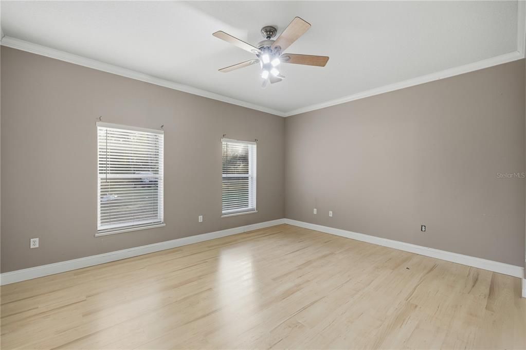 For Sale: $470,000 (3 beds, 2 baths, 2130 Square Feet)