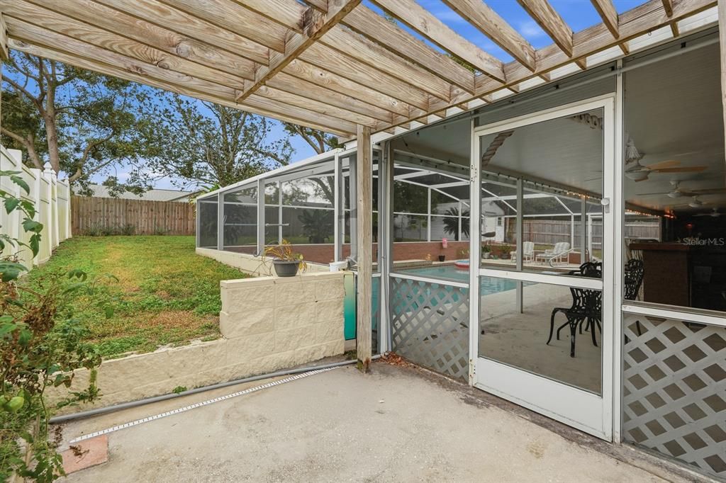 For Sale: $340,000 (3 beds, 2 baths, 1698 Square Feet)