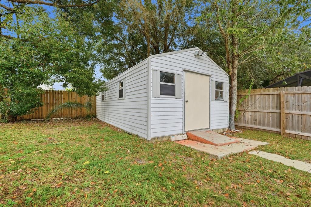 For Sale: $340,000 (3 beds, 2 baths, 1698 Square Feet)